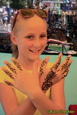 Hattie's henna hands