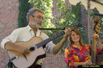 Gordy Ohliger, Christine LaPado-Breglia - Los Caballitos de la Cancion