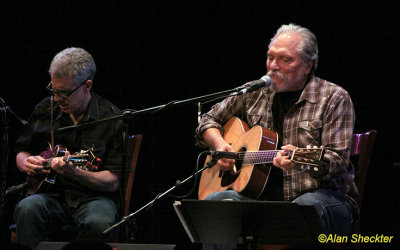 Jorma Kaukonen and Barry Mitterhoff