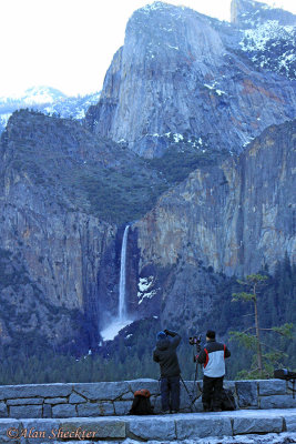 Photographers view Bridalveil Falls from the Tunnel View perch