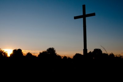 008 Battlefield cross.jpg