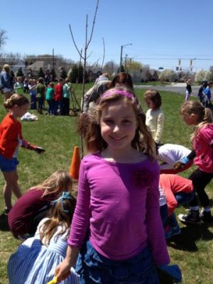 earth day (that is not all her hair- a girl was behind her)