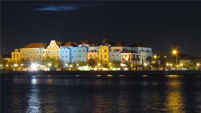 Willemstad at night
