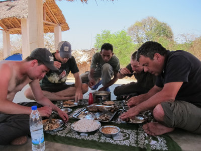 Lunch at Lac Kinkony camp