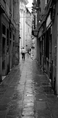 Calle Lunga in the rain