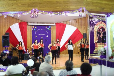 SeorDeLosMilagros_21Oct2012_0202 [800x533].JPG