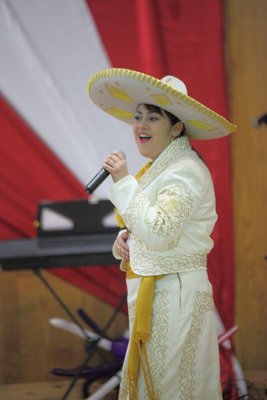 SeorDeLosMilagros_21Oct2012_0247 [400x600].JPG