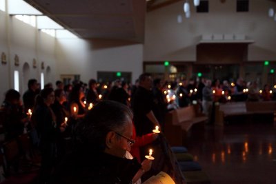 5_OLG_EasterVigil_30Mar2013_0022 [1024x683] [800x534].JPG