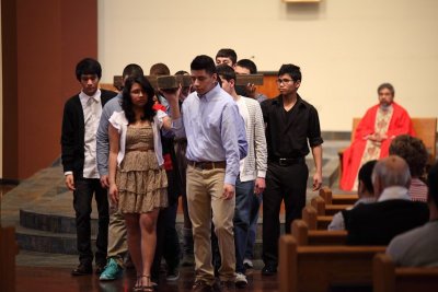 OLG_GoodFridayService_29Mar2013_0031 [800x533].JPG