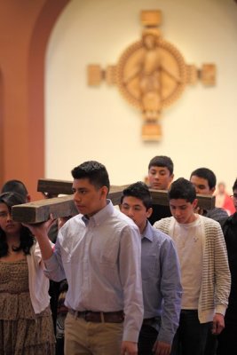 OLG_GoodFridayService_29Mar2013_0033 [400x600].JPG