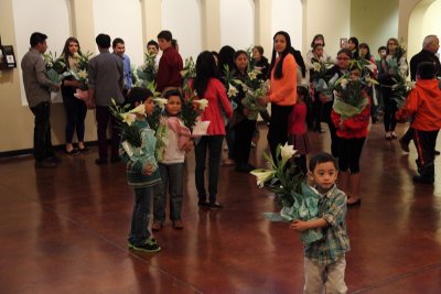 OLG_EasterVigil_30Mar2013_0035 [800x533].JPG