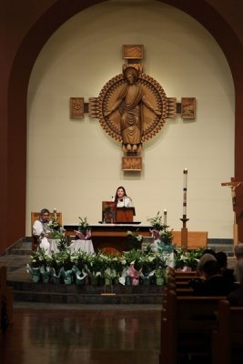 OLG_EasterVigil_30Mar2013_0050 [400x600].JPG