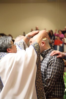 OLG_EasterVigil_30Mar2013_0073 [400x600].JPG