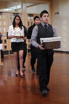 OLG_FirstCommunion_28Apr2013_0055 [402x600].JPG