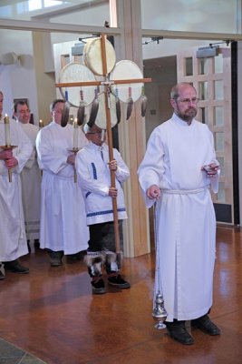 Chrism_Mass_2013_OLG_19Mar2013_0002a [400x600].jpg