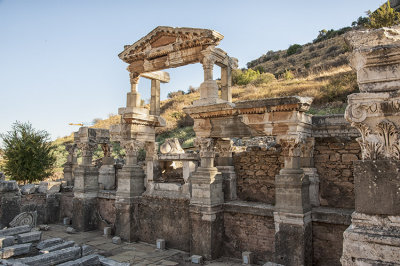 Ephesus Ruins_D7M4141s.jpg