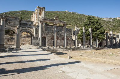 Ephesus Ruins_D7M4206s.jpg