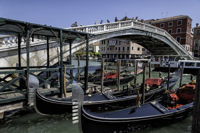 Gondolas Venice_D7M2901s.jpg