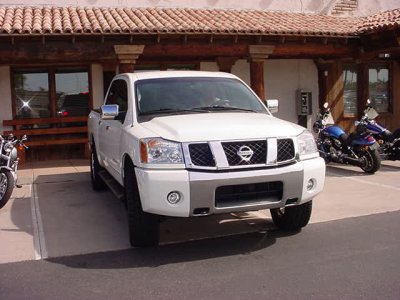 2005 Nissan 4x4 LE