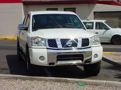 2005 Nissan 4x4 LE