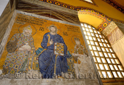 Mosaic on upper level of Hagia Sophia of Christ with Constantine Monomachus and Empress Zoe with offerings