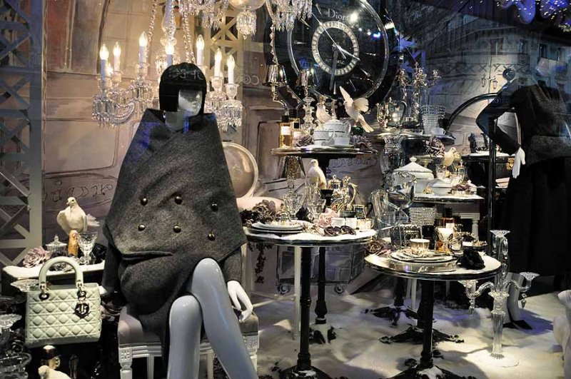 Vitrine Dior au Printemps - 9802