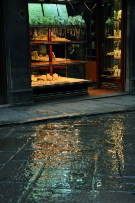 Rainy morning on Ponte Vecchio - 9647
