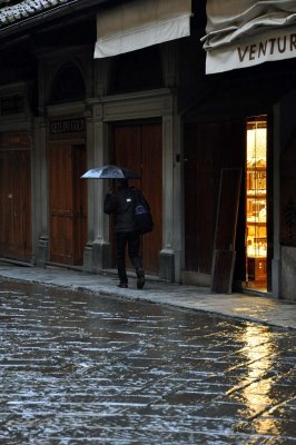 Rainy morning on Ponte Vecchio - 9661