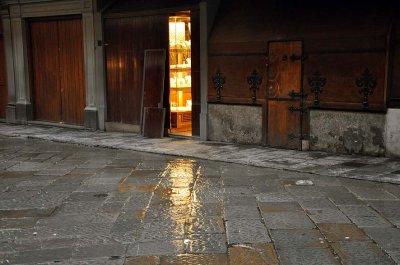 Rainy morning on Ponte Vecchio - 9664