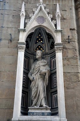 Saint Pierre (1415) de Bernardo Ciuffagni pour la Guilde des Bouchers - Orsanmichele - 0526