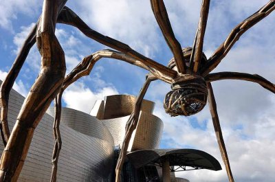 Louise Bourgeois Maman sculpture at the Guggenheim Museum in Bilbao - 8062