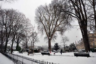 Snow in Paris, square Santiago du Chili  - 1178