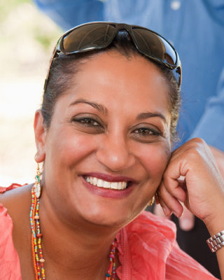 renu2.jpg