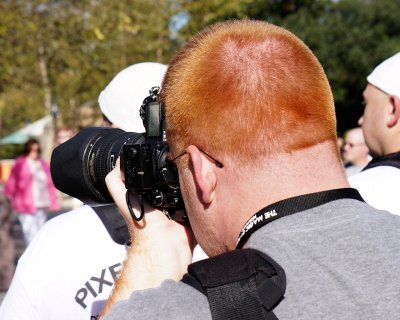 Pixelmaniac shooting Santa