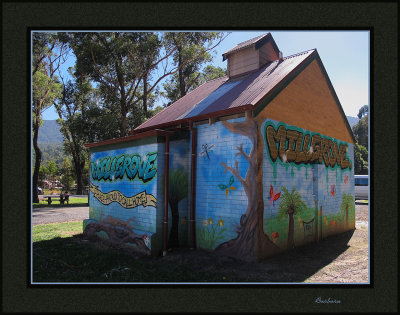 Millgrove public toilets.
