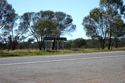 Road sign Wilcannia to Cobar.