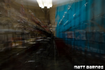 Implying Motion with Stationary Subjects