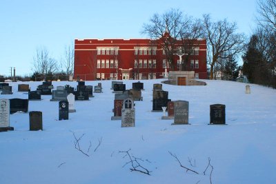 Ecole Lambert et le cimetire