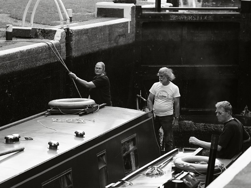 Setting off from Bowers Lock