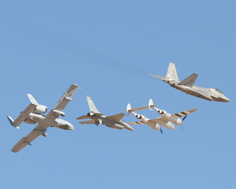 Fly_by_02.jpg