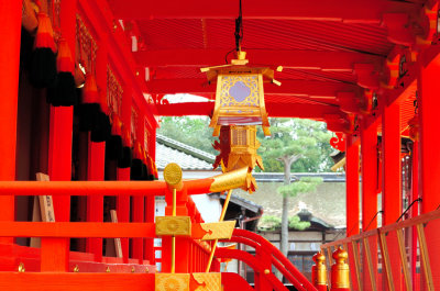 Red Temple, Golden Lanterns...