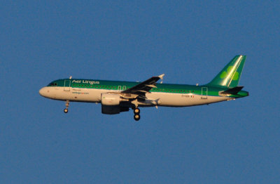 Aer Lingus A320, EI-DEN, Landing in Lisbon