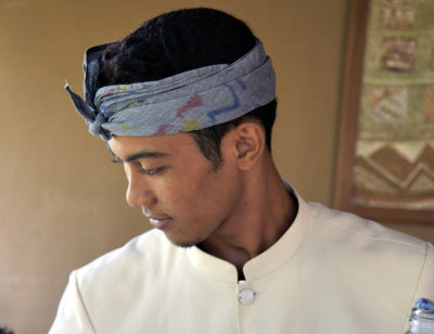 'Pretty' Balinese Waiter...