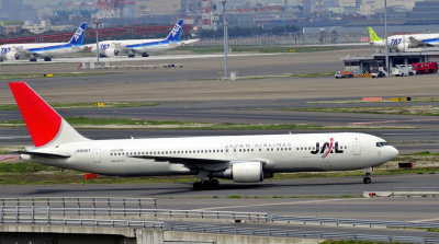 B-767/300, JAL