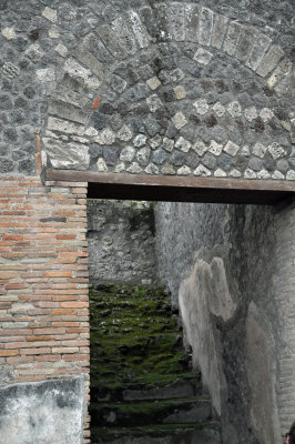 Pompeii doorway