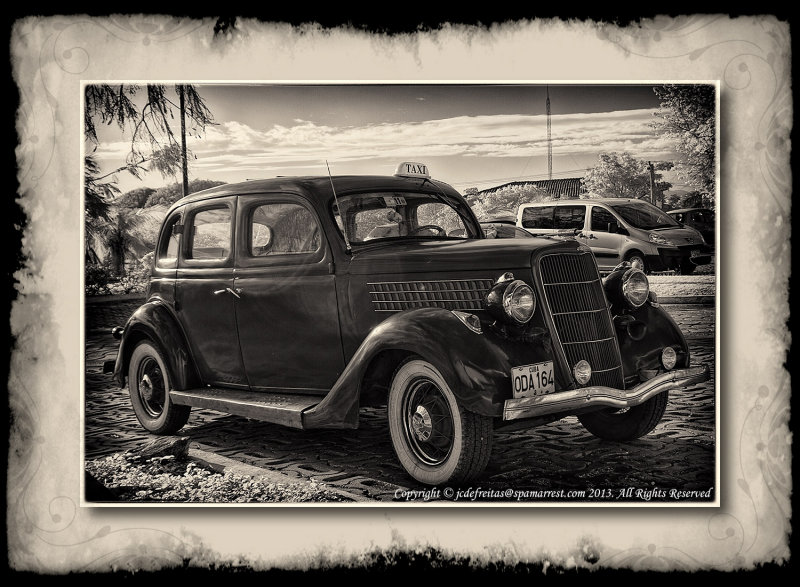 2012 - Holguin, Cuba - Vintage Car (Infrared)