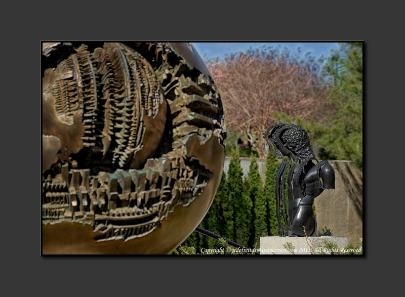 2013 - Hirshhorn Museum of  Modern Art Sculpture Garden - Washington DC, USA