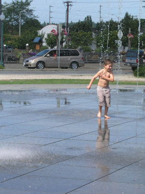 Gavin in the fountain