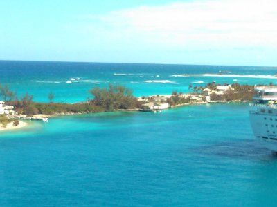 The beautiful Nassau waters by the port
