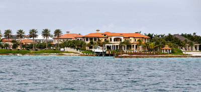 A mansion on Paradise Island